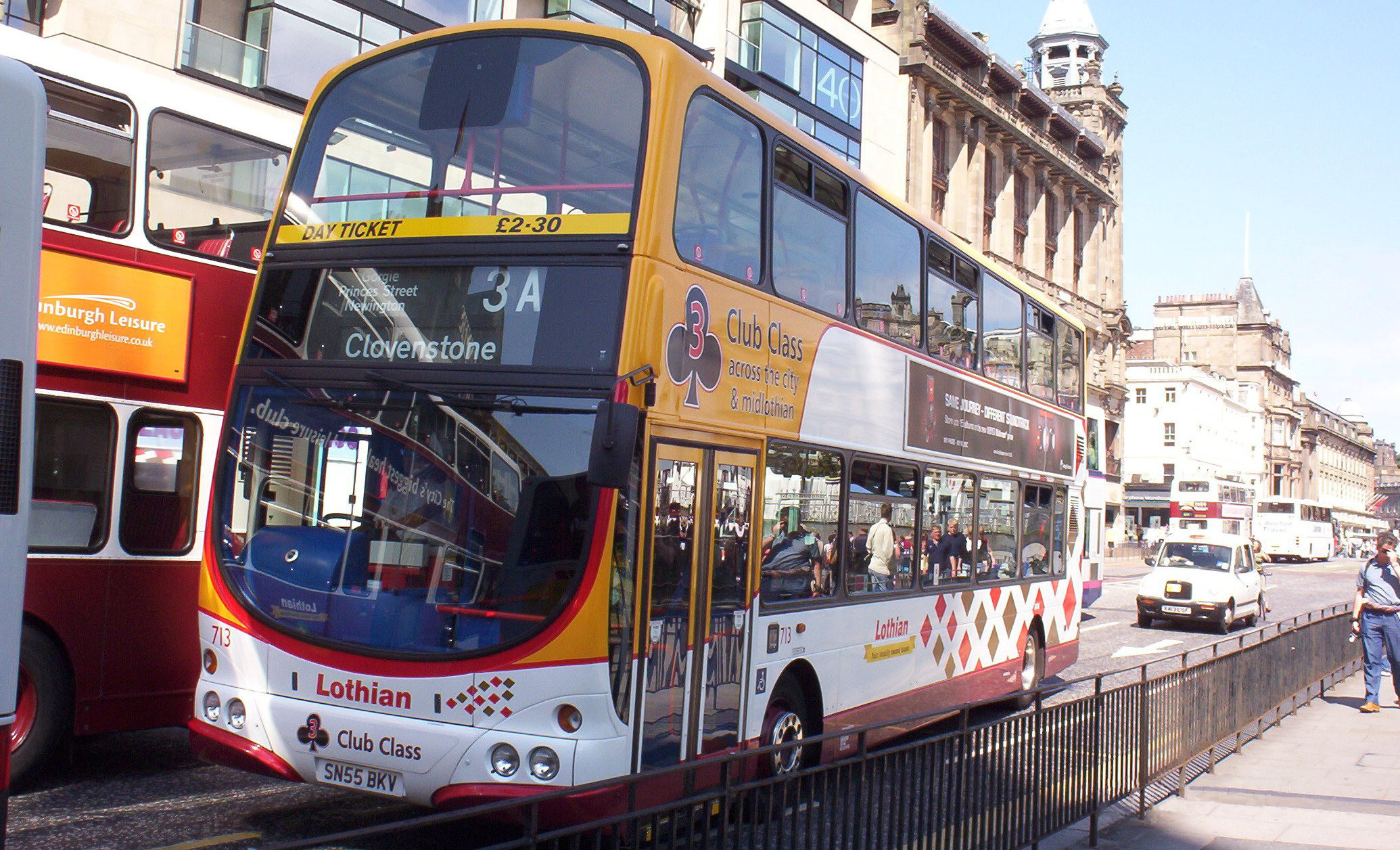 Lothian Bus in Edinburgh