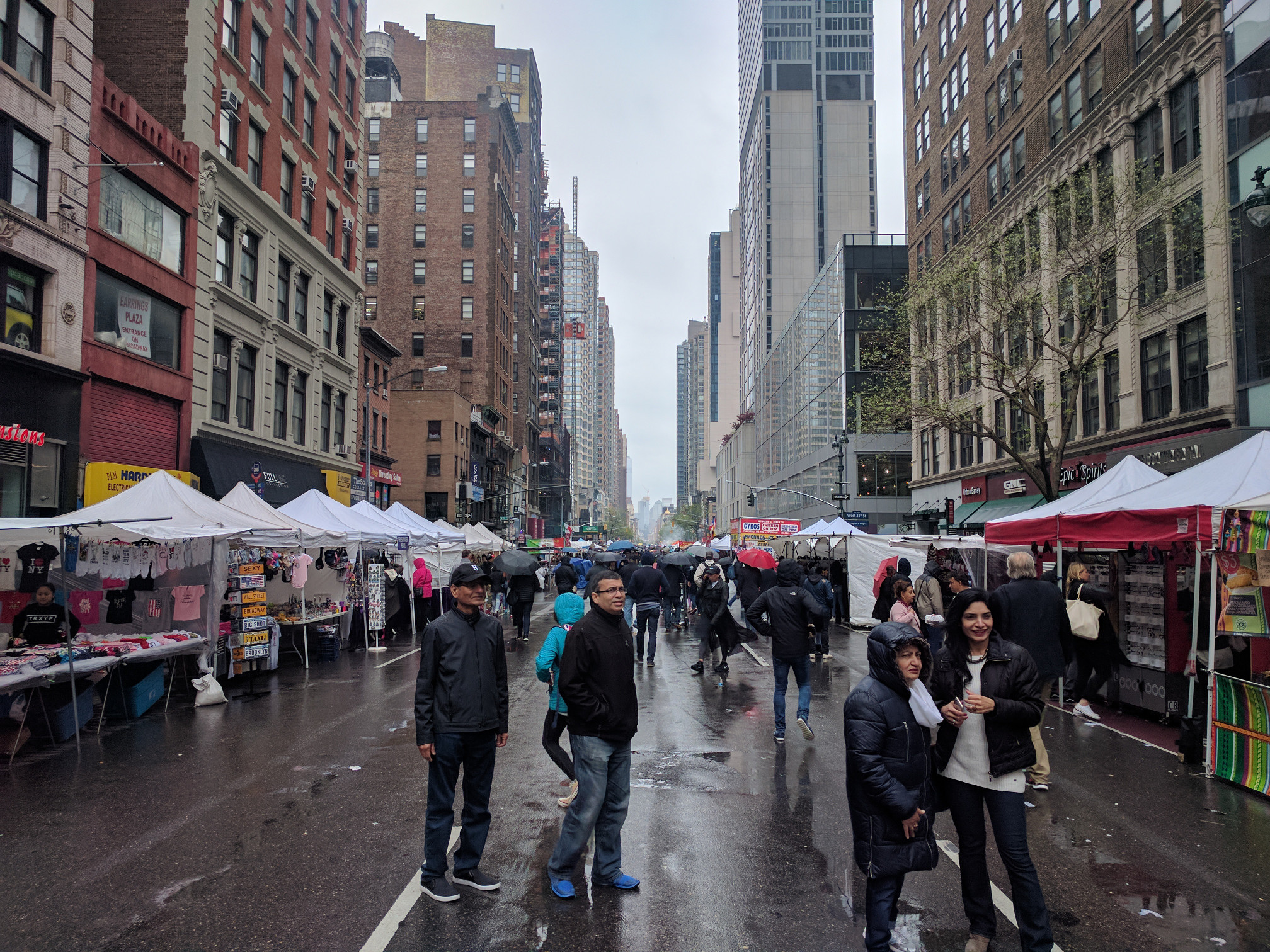 6th Avenue Food Stands