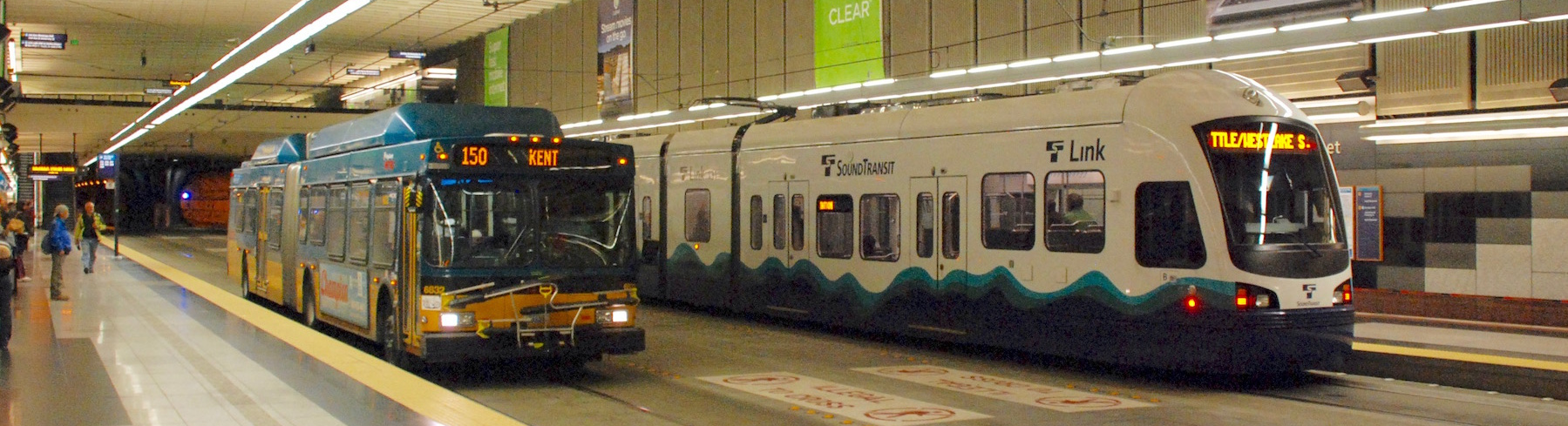 King-County-Metro-Bus-and-Link-Light-Rail-Steve-Wilson-Wikimedia